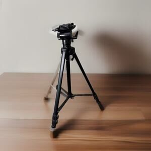 Archer Adjustable Camera Tripod. Adjust 25”-63”. With Carrying Case.